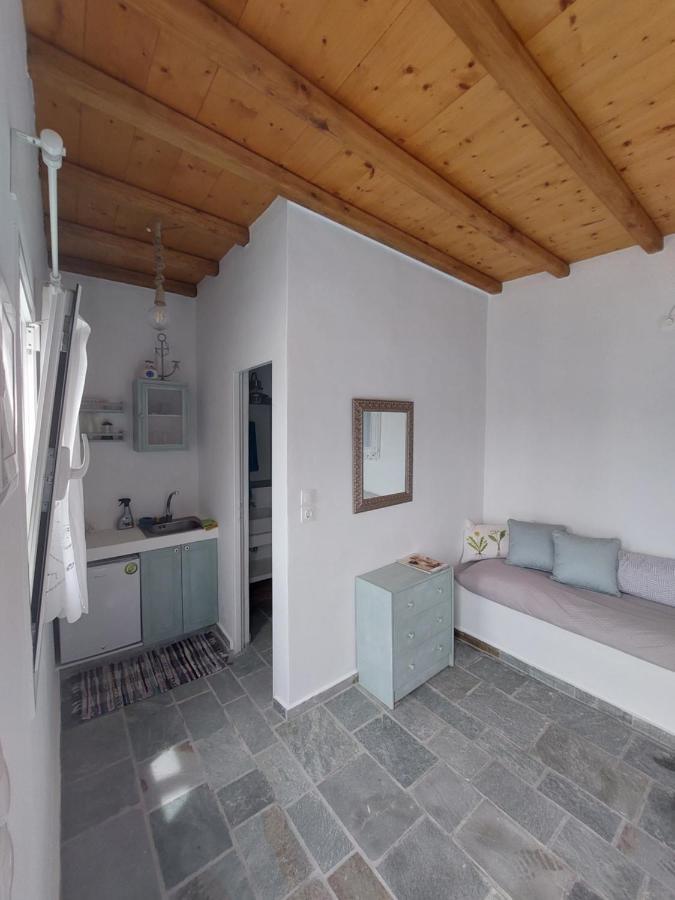 Μπλε Στουντιο 1 Villa Livadi  Exterior photo