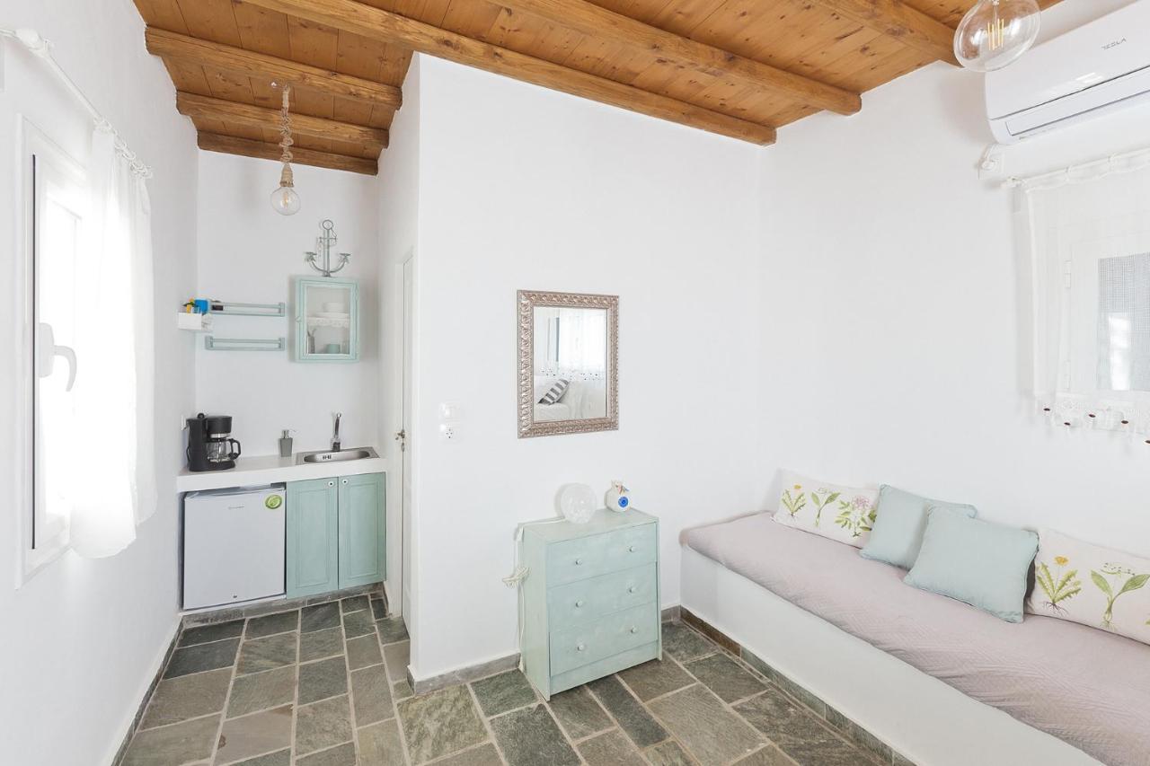 Μπλε Στουντιο 1 Villa Livadi  Exterior photo